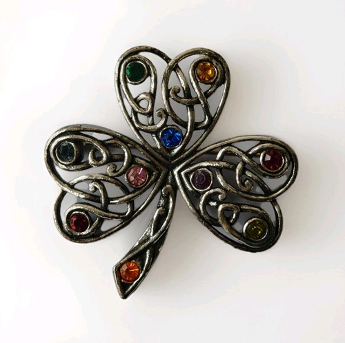 Celtic brooch clover good luck - clover,