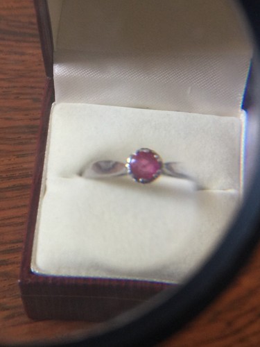 18ct white gold genuine - white,