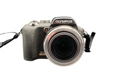 Olympus SP-550 UZ Digital