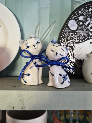 Cute vintage 1960s - cute,