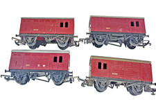 Rake Of 4 Triang R123 OO Gauge