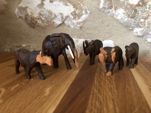 Wood safari animals carved - animals,