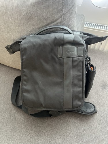 Lowepro classified 160 - classified,