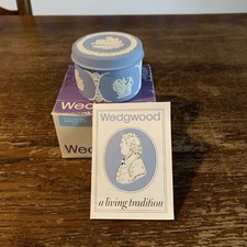 wedgwood jasper ware In Blue Boxed Round Lidded Pot 7cms Wide 5 Cms High Signed