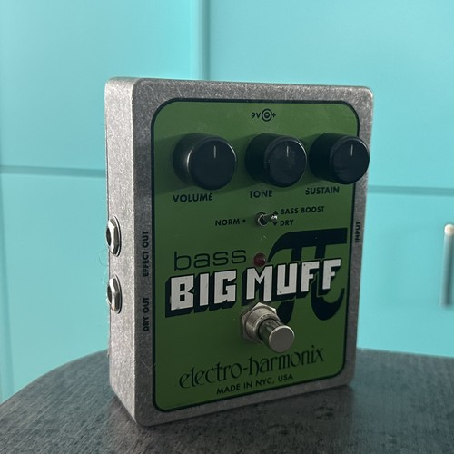 Electro harmonix bass - electro-harmonix, big