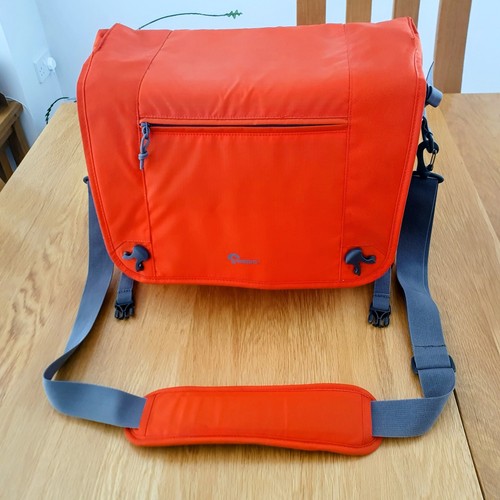 Lowepro nova sport 35l grey - nova,
