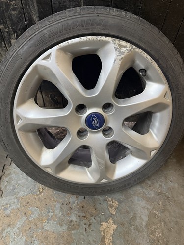 Ford fiesta mk7 spoke - ford,