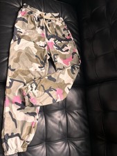 Camouflaged Joggers, Size S 