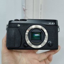 Fujifilm X-E1 16MP Mirrorless