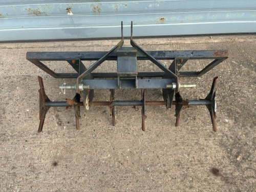 Compact tractor point - tractor,