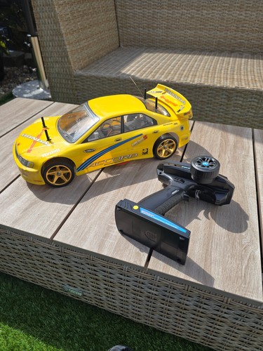 Scale tamiya car - 1:10,