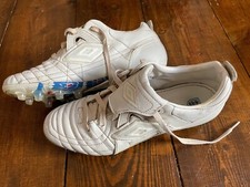 UMBRO White FOOTBALL BOOTS