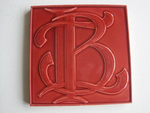 Antique pilkingtons - 6",
