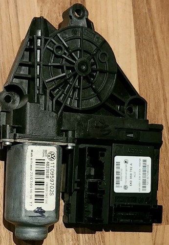 Skoda electric front - front, window
