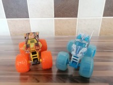 Hotwheels Diecast 1:64 Monster Jam Monster Trucks Fire & Ice Dragon & Max-D