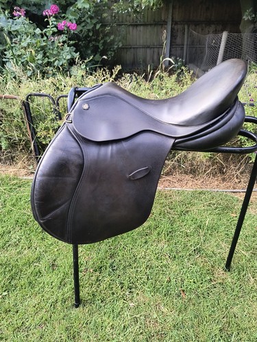Saddle black leather 17 - saddle,, 17"