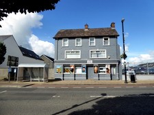 Photo 6x4 Pub with WIFI