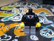 LEGO Minifigure Series 5 Graduate CMF Col065 BODY ONLYR11