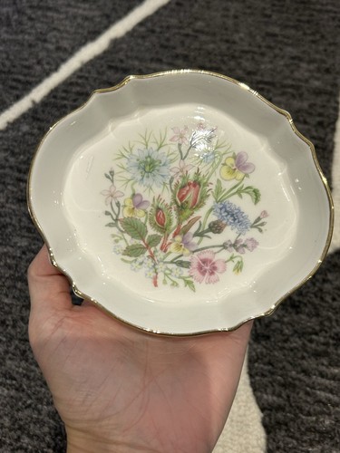 Aynsley wild tudor - fine, bone