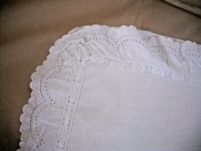 VINTAGE Broderie Anglaise White Cushion Cover/Pillow/Case 24"x22"+ Ribbon Border