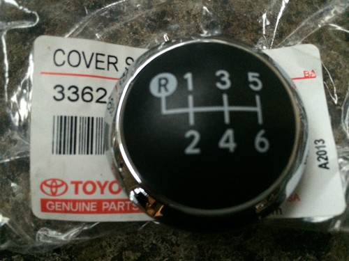Genuine toyota avensis 2012 - toyota,