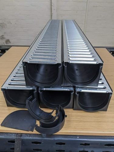 Drainage channel driveway - driveway, &