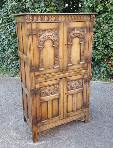Ipswich oak drinks cabinet - ipswich,