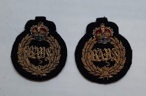 Qdg collar badges british army - collar,