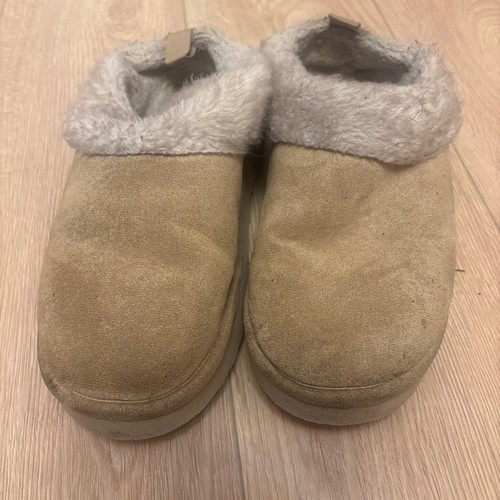 Woman slippers worn - slippers,