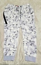 XL Nike 823499-100 Tech Fleece