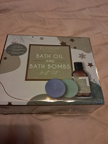Bath oil and - oil,