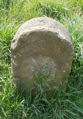 Photo 6x4 old milestone the - milestone, by