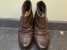 Ladies Brown Leather Earth