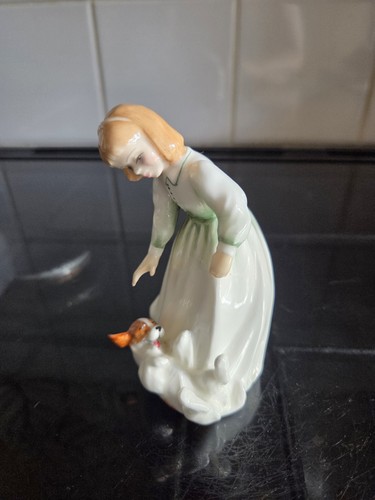 Royal doulton bone china - doulton,
