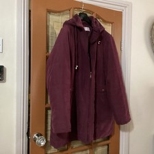 Ladies Quilted Hooded  / Coat / Jacket Size 22 In Plum  Warm And Cosy