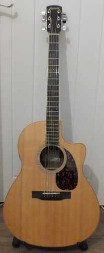Superb larrivee 03re - superb, lv-03re