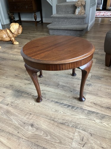 Queen ann style - ann, table