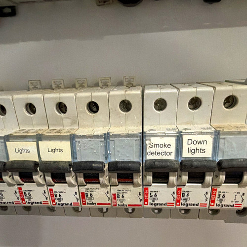 Legrand mcb 230 400v - legrand, 230/400v