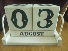Large easy to read Number Wooden Block Vintage Perpetual Calenda. Circa 90s