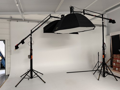 Complete studio lighting rig - lighting,