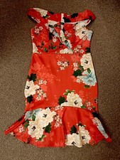 Beautiful Red Floral Badot