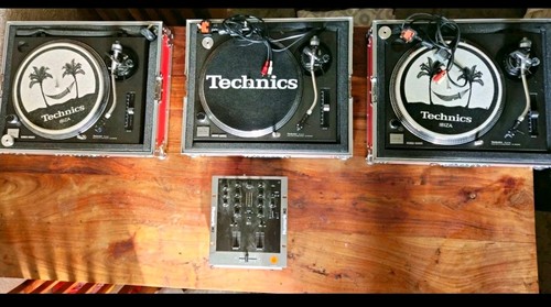 Technics 1210mk2 turntables - technics, sl-1210mk2