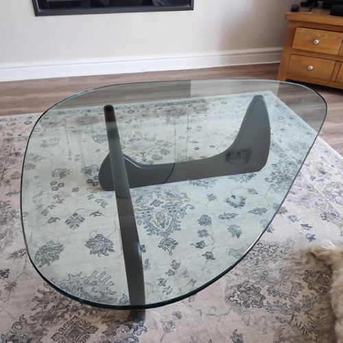 Vitra isamu noguchi 1944 - isamu,