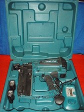Makita GF600SE, Cordless Nail/Pin gun Set, 2nd Fix/Finisher, 7.2v Li-ion,  16GA,