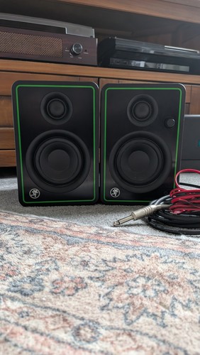 Mackie cr3 active - 3",