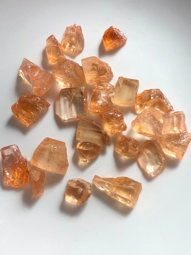 Facet rough imperial - rough, topaz