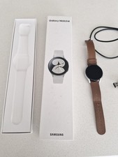 Samsung Galaxy Watch4 SM-R860