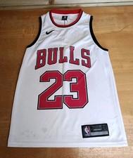 Nike Swingman Chicago Bulls Michael Jordan Basketball Jersey - Small - Well Worn