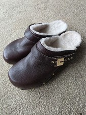 Scholl Pescura Clogs Size 6