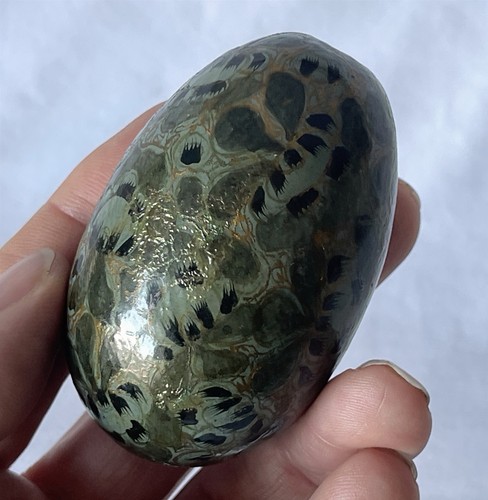 Wooden dark green black gold - green,